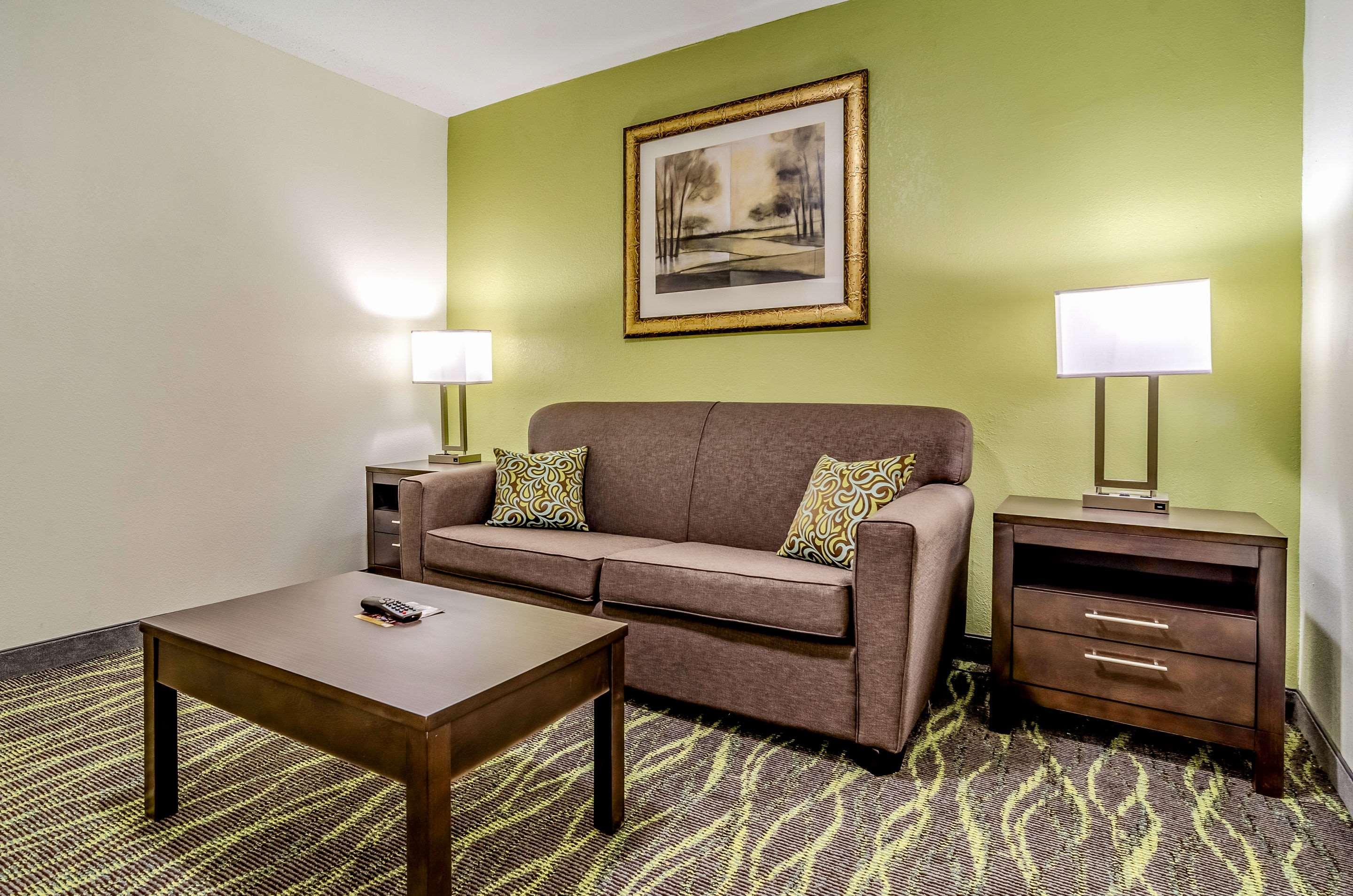 Quality Inn & Suites Creedmor - Butner Creedmoor Exterior photo