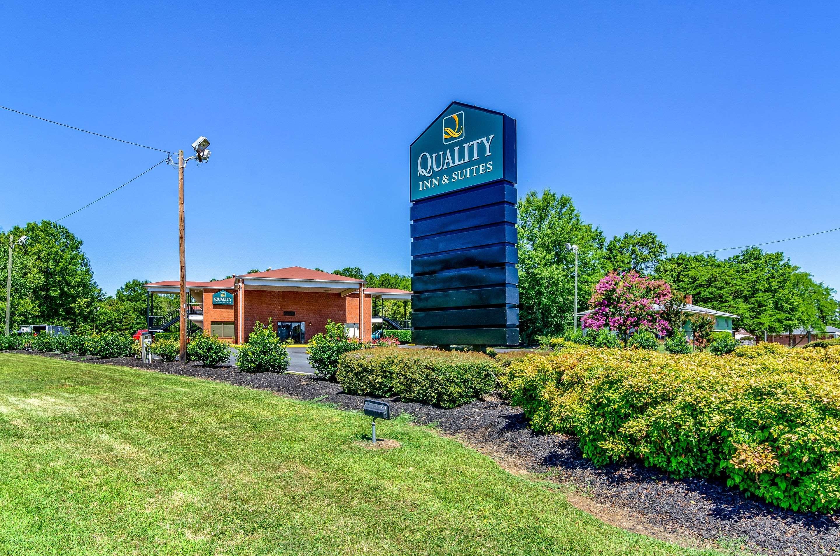 Quality Inn & Suites Creedmor - Butner Creedmoor Exterior photo